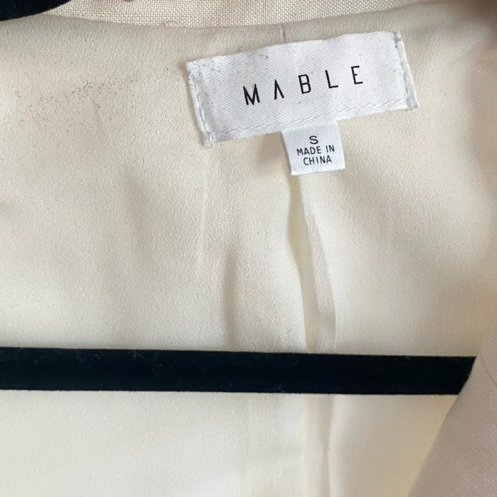 Linen Blazer - Picture 6 of 6